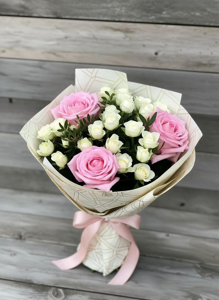 Букет цветов из: Розы в Перлевке