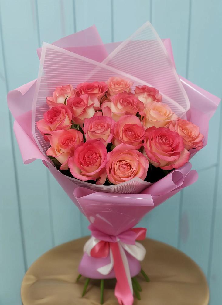 Букет 15 Розовых роз Равель в Перлевке