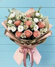 Букет цветов из:  Розы, Альстромерии и Лизиантусы в Перлевке