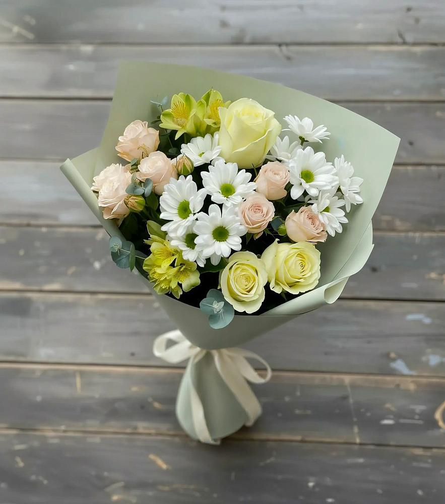 Букет цветов из: Альстромерии, Розы и Хризантемы в Перлевке