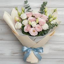 Букет цветов из:  Лизиантусы в Перлевке