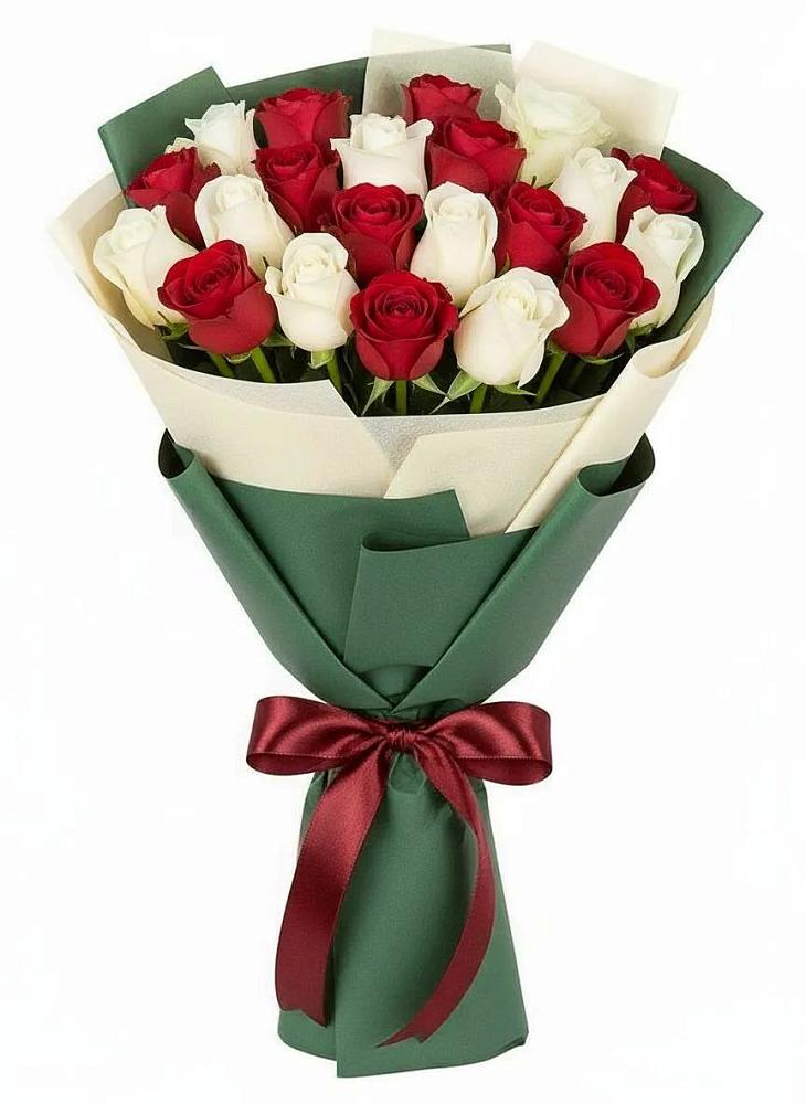 Букет Микс из красных и белых роз в Перлевке