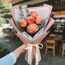 Букет цветов из:  Розы в Перлевке