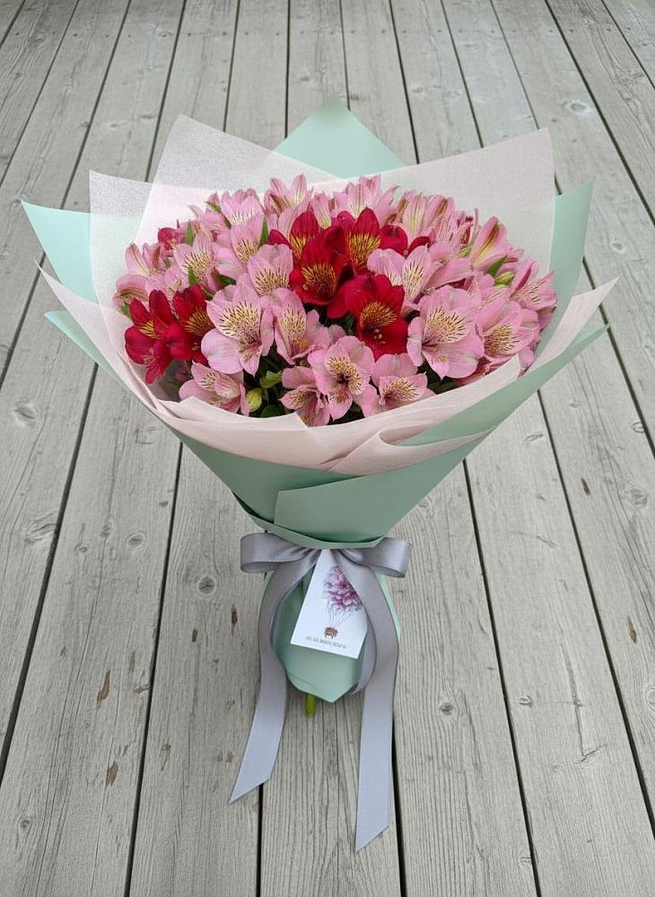 Букет цветов из: Альстромерии в Перлевке