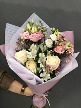Букет цветов из:  Альстромерии, Розы и Лизиантусы в Перлевке