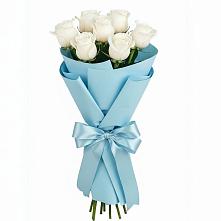 Букет 7 белых роз Проуд в Перлевке