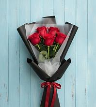 Букет цветов из:  Розы в Перлевке