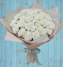 Букет цветов из:  Гвоздики в Перлевке