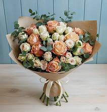 Букет цветов из:  Альстромерии и Розы в Перлевке