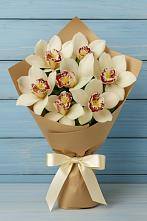 Букет цветов из:  Орхидеи и Розы в Перлевке